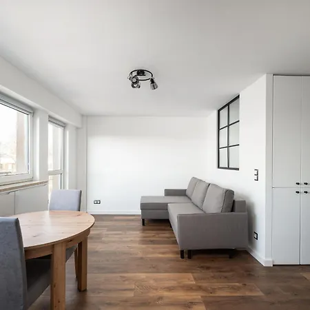 Metro Raclawicka Chic By Bookinghost Varsóvia